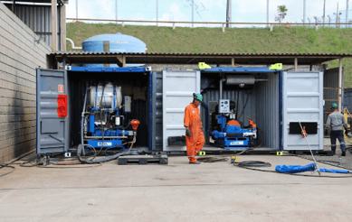 Preparação de Superfície com Hidrojateamento de Ultra-Alta Pressão