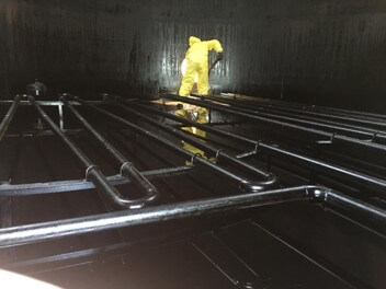 Tecnologia e segurança para uma limpeza eficiente de tanques